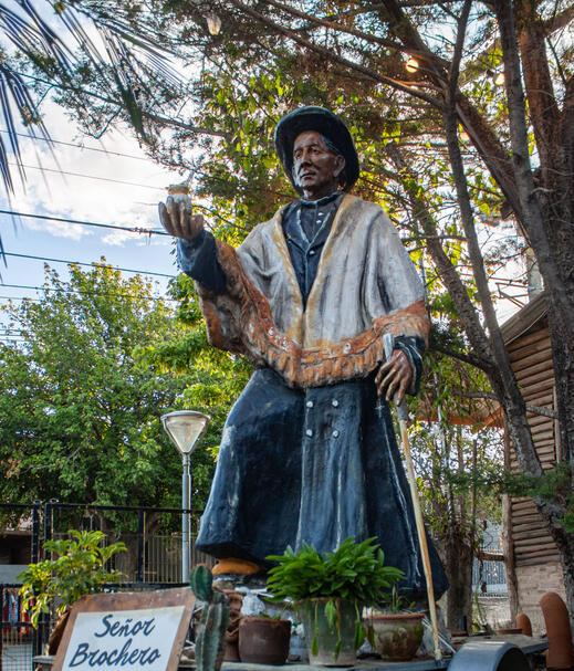 Brochero Monumental Realista