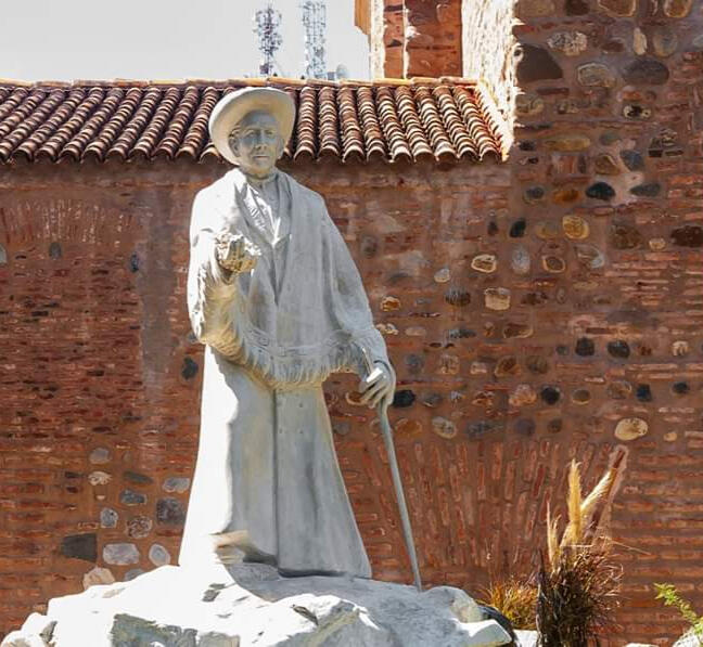 BROCHERO MONUMENTAL, PLAZA DEL FUNDADOR, CÓRDOBA