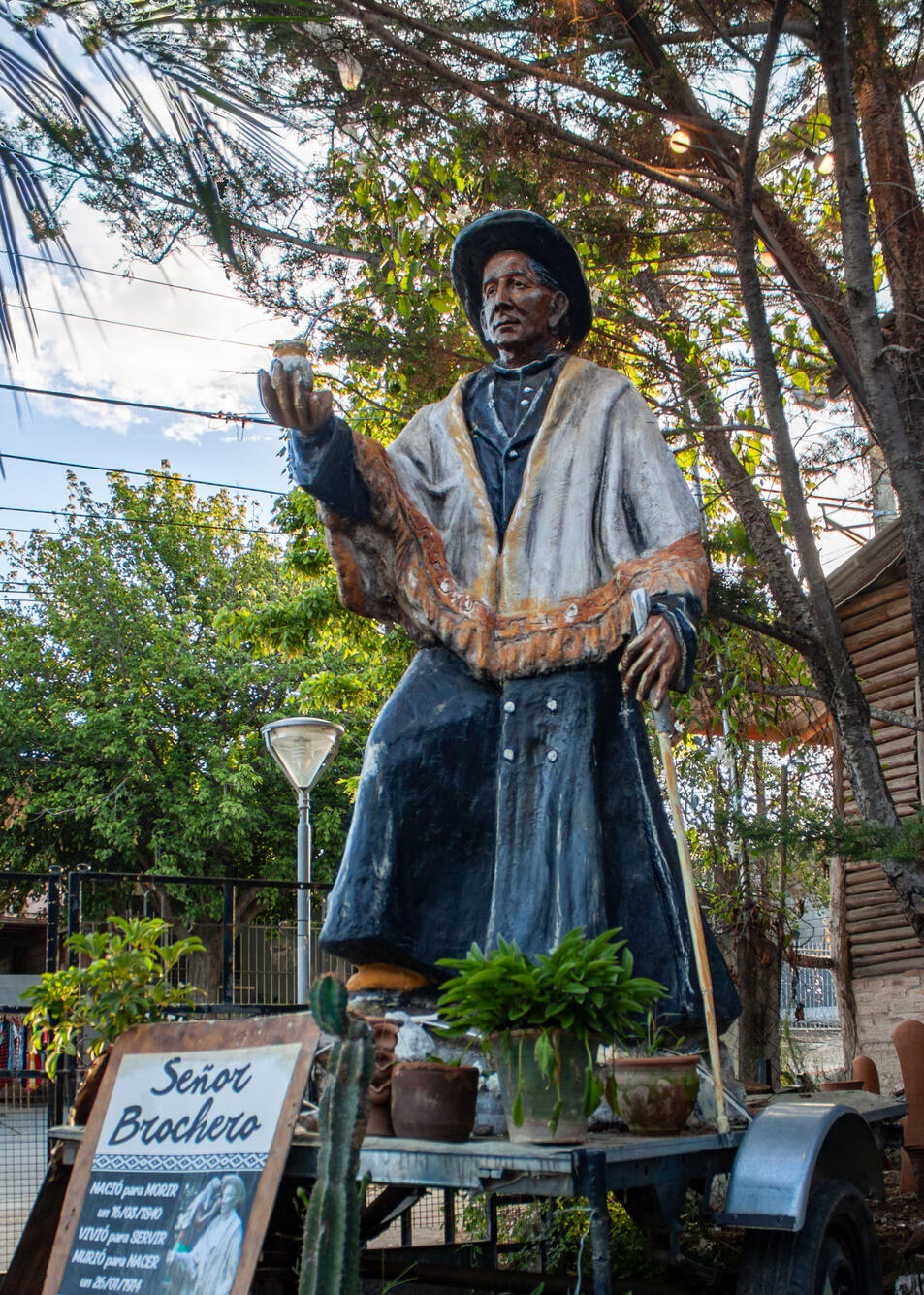 Brochero Monumental Realista
